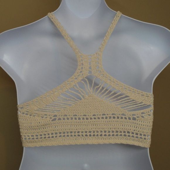 LF Emma & Sam Crochet Strappy Crop Top Large NWT - Picture 3 of 6